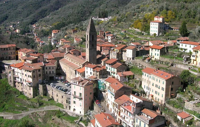 Storie di Alta Via - Liguria tra sentieri, angeli e diavoli - Pigna